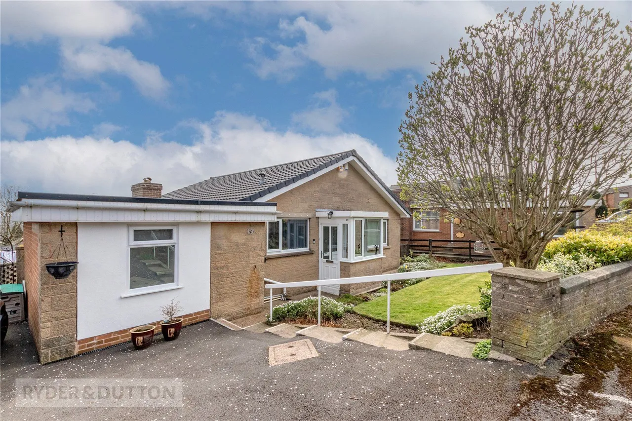 Gleneagles Way, Fixby, HD2, photo 21
