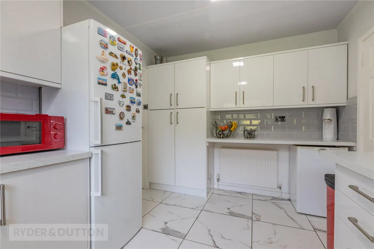 Gleneagles Way, Fixby, HD2, photo 7