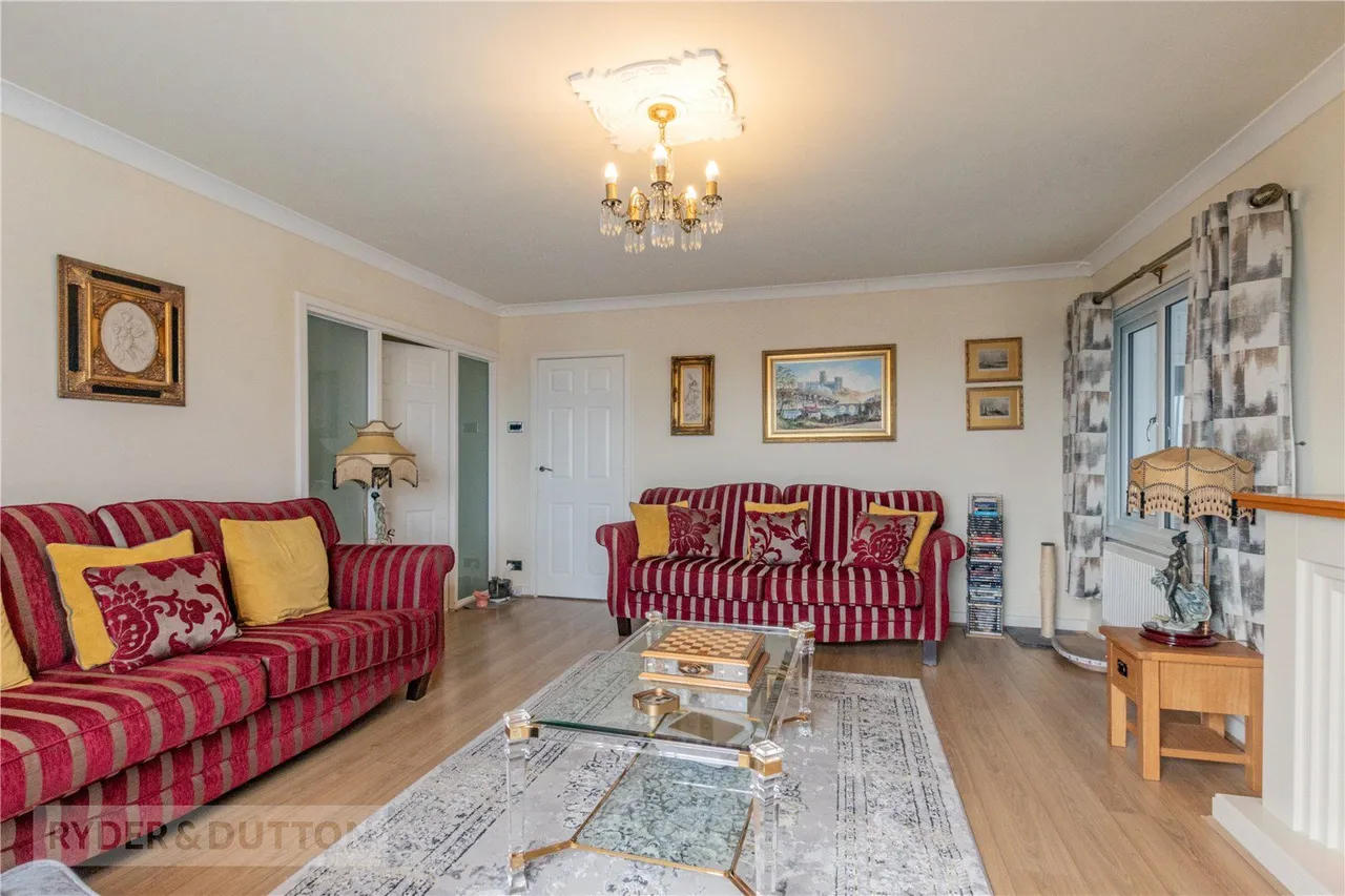 Gleneagles Way, Fixby, HD2, photo 4