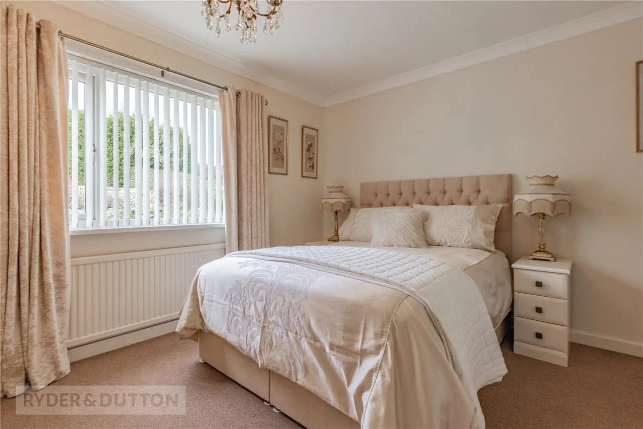 Gleneagles Way, Fixby, HD2, photo 15