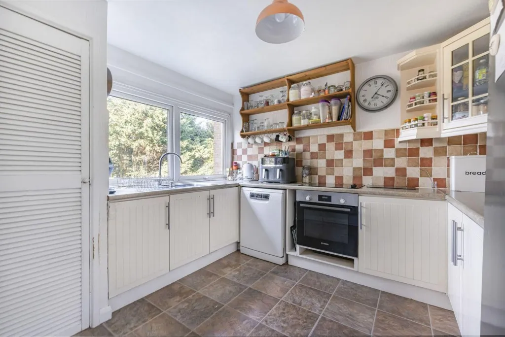 Mead Way, Bromley, photo 3