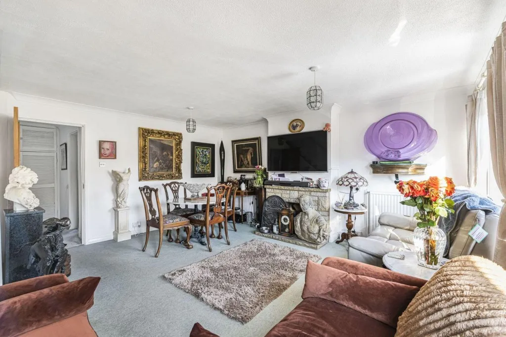 Mead Way, Bromley, photo 7