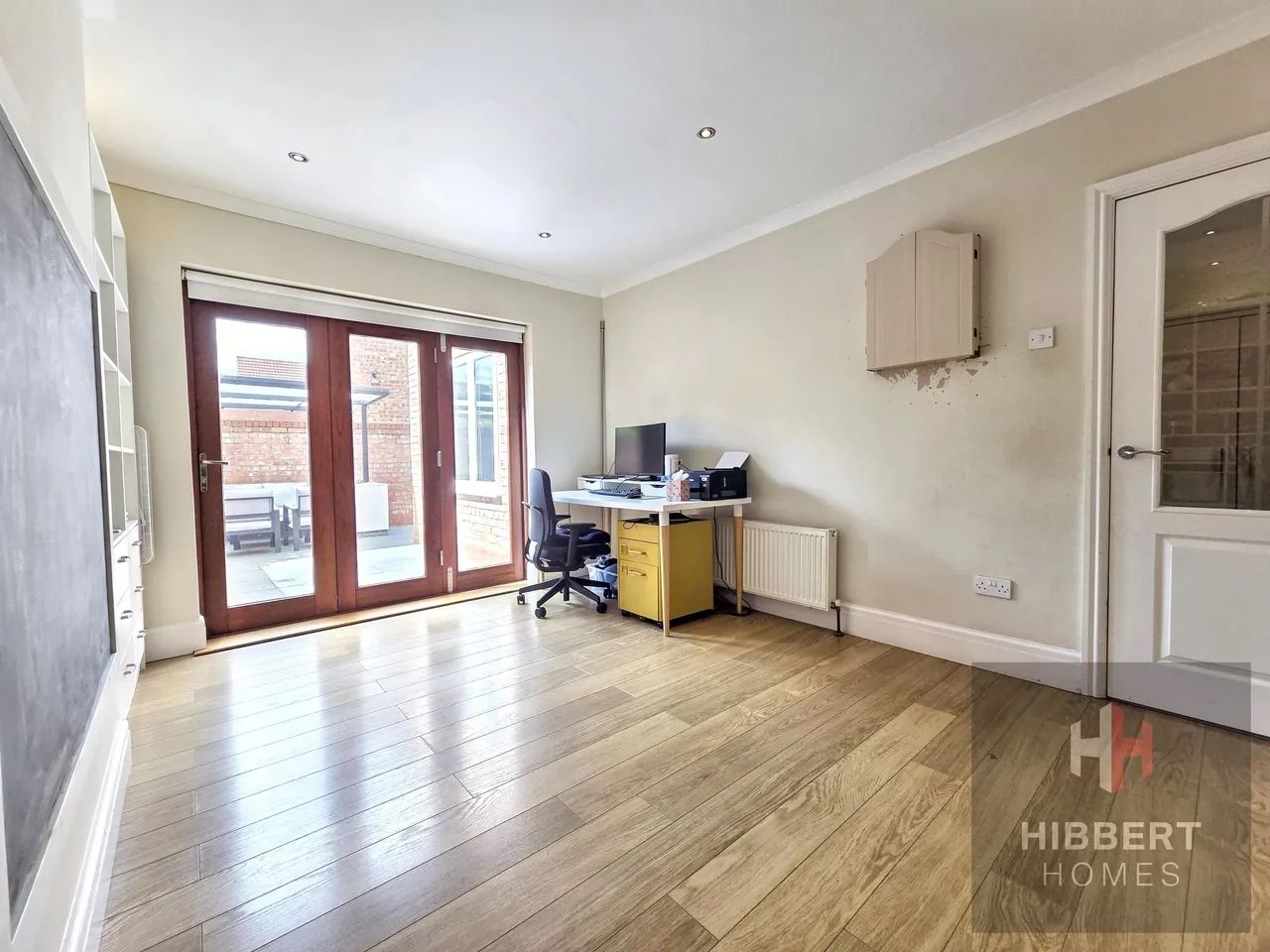 Park Avenue, Sale, M33, photo 16