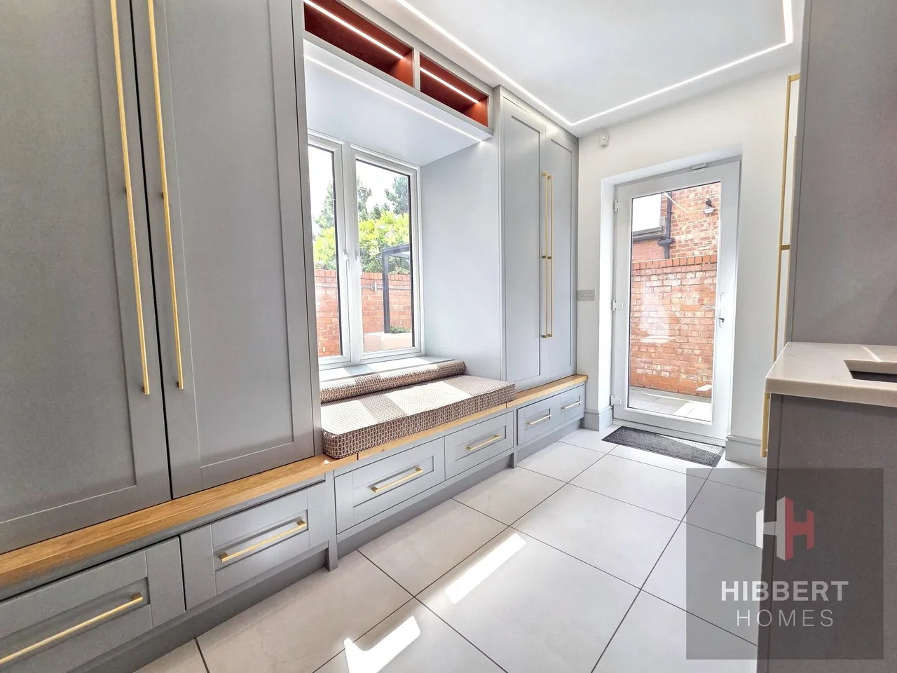 Park Avenue, Sale, M33, photo 13