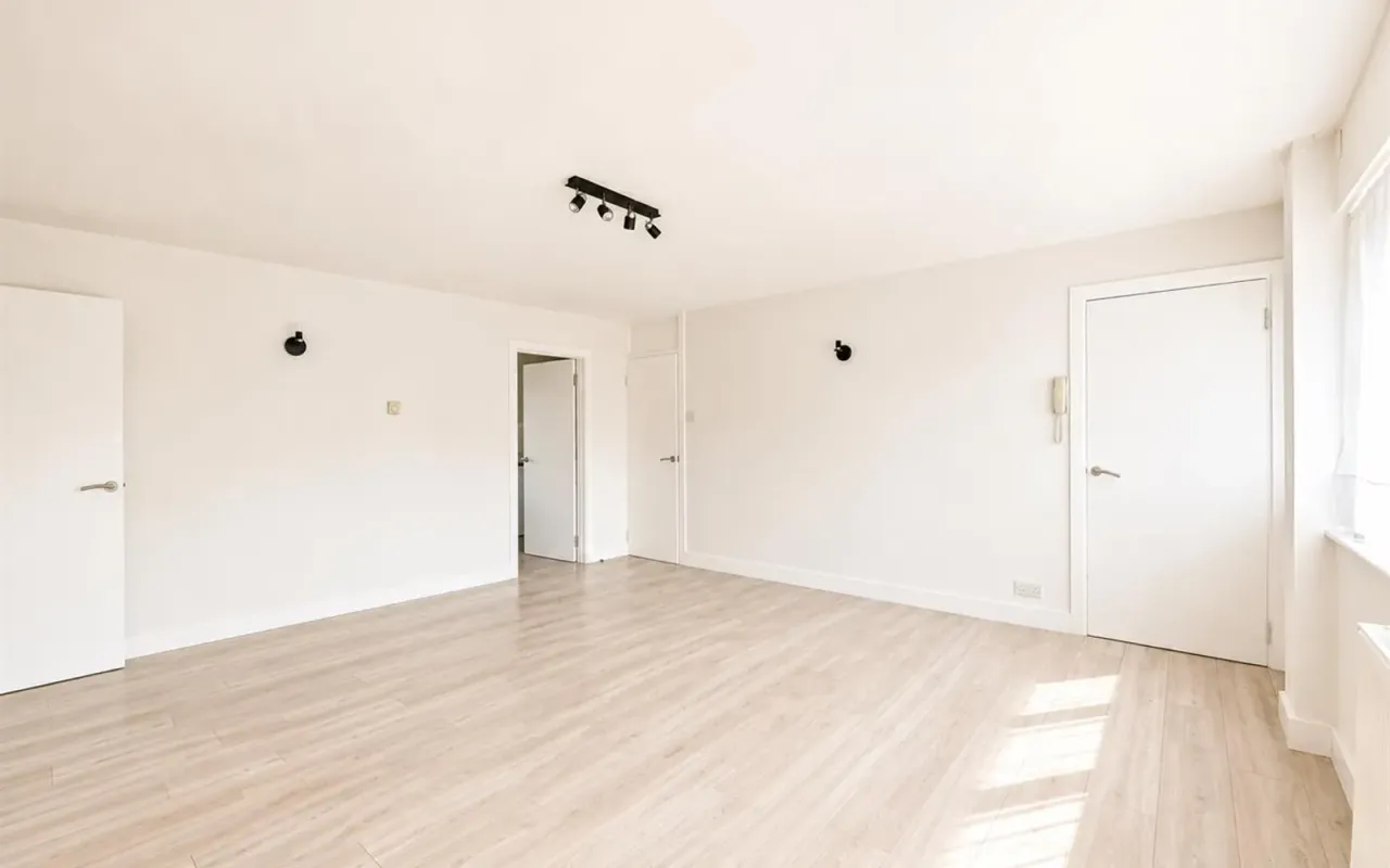 High Street, Southgate, N14, photo 6