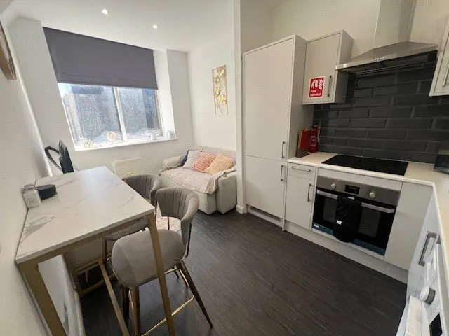 1 bed flat to rent, East Parade, Bradford, BD1
