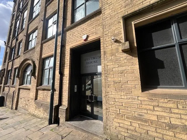 East Parade, Bradford, BD1, photo 5