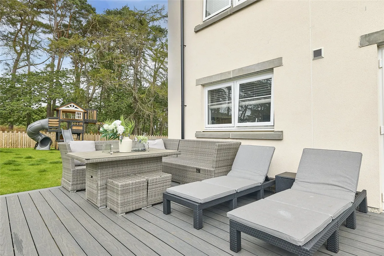 College Gardens, Blairs, AB12, photo 27