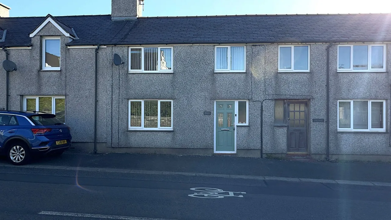 Chapel Street, Newborough, photo 17