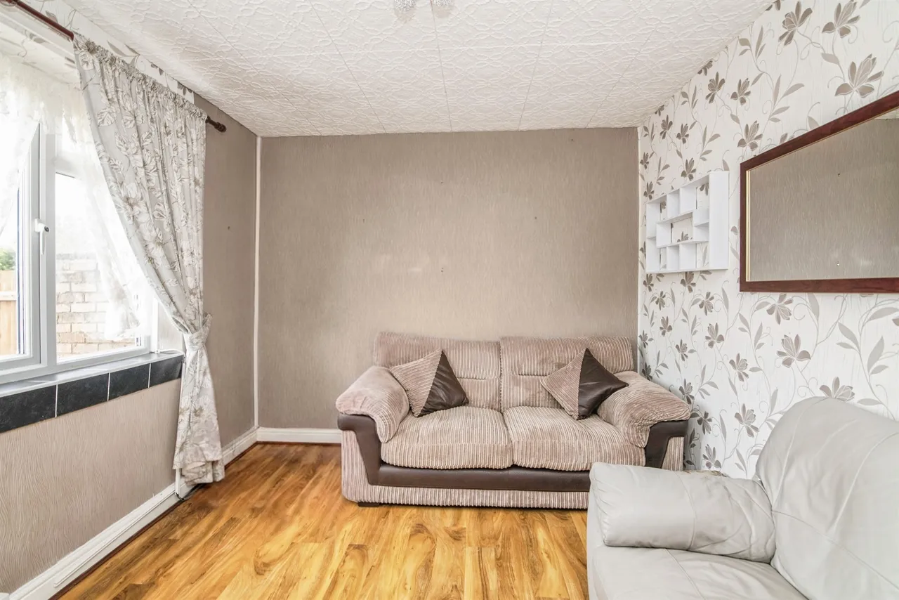 Pine Green, Dudley, photo 7