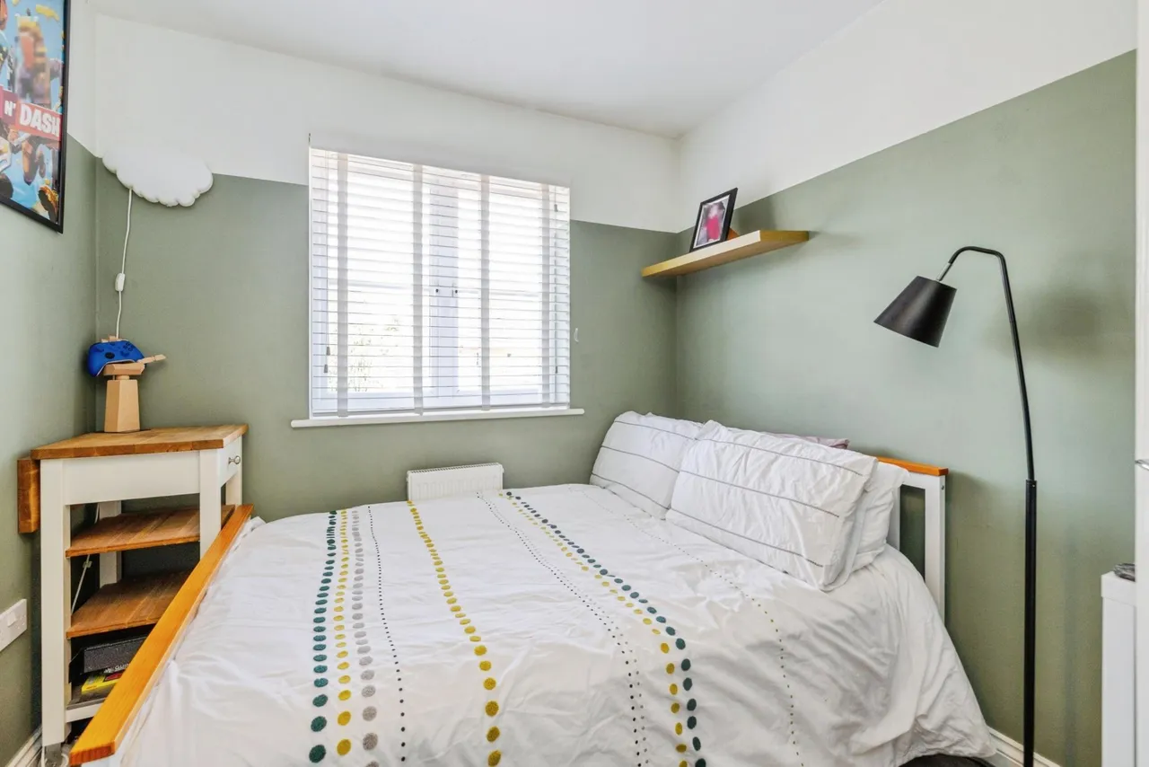Elder Close, Witham St Hughs, LN6, photo 14