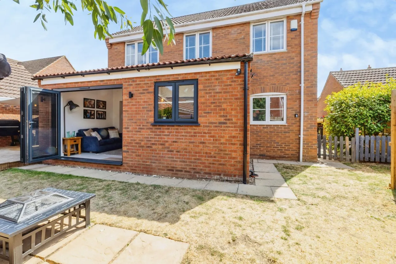 Elder Close, Witham St Hughs, LN6, photo 17