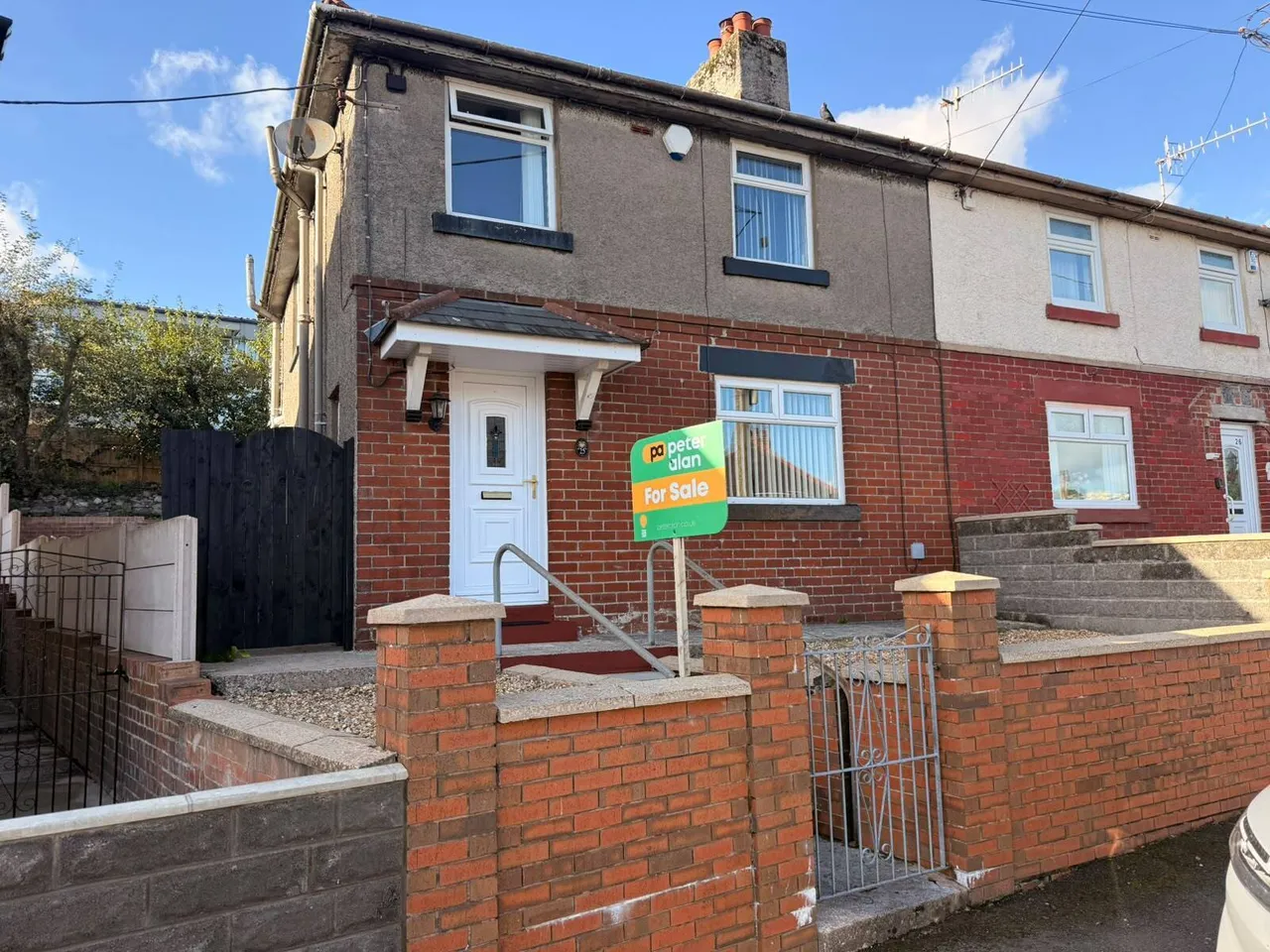 3 bed house for sale, Bryntaf Merthyr Tydfil, CF48