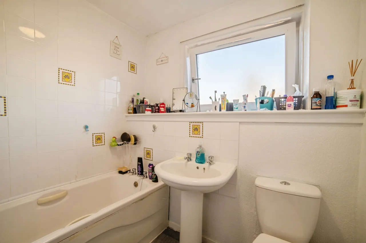 Kirkwall Avenue, Aberdeen, AB16, photo 12