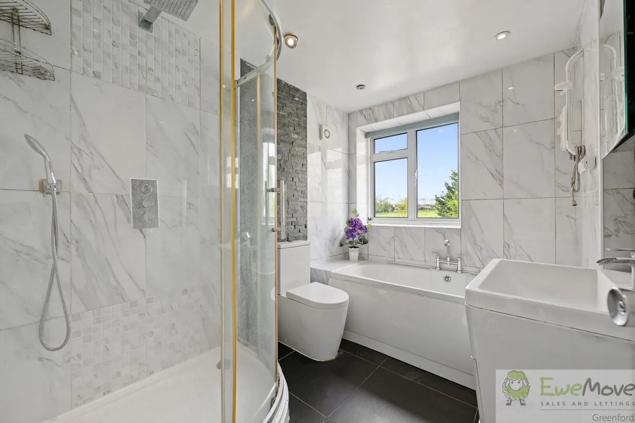 Methuen Road, Edgware, HA8, photo 8