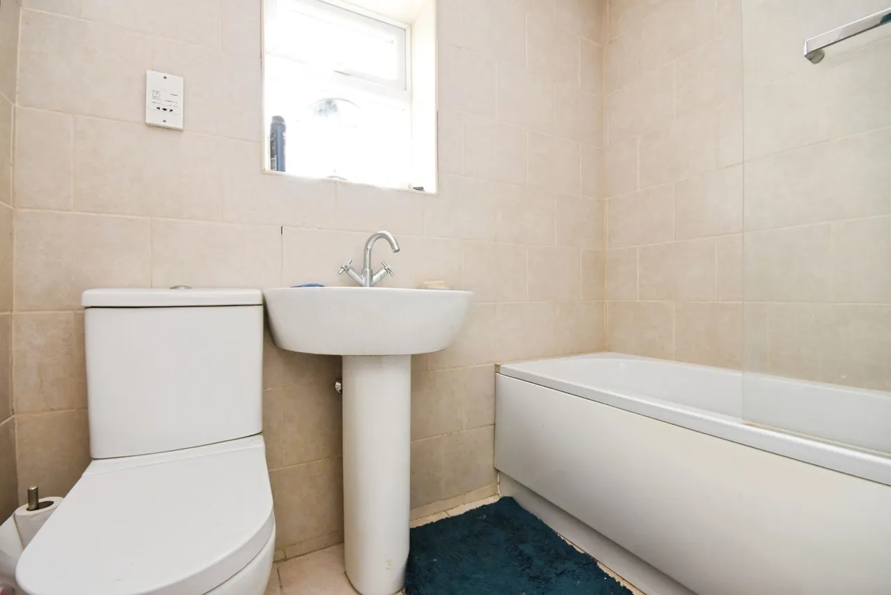 Blacklock, Chelmer Village, Chelmsford, Essex, CM2, photo 5