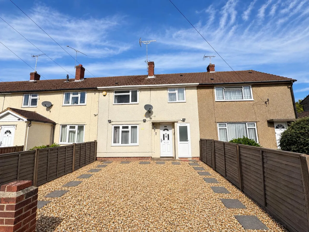 3 bed house for sale, Chapel Lane, Farnborough, GU14