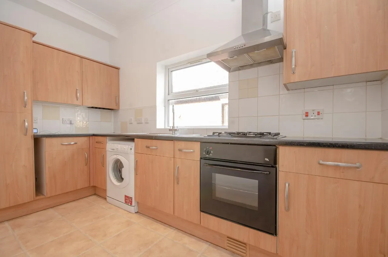 64a Park Road, Freemantle, Southampton, Hampshire, SO15 3DE, photo 3