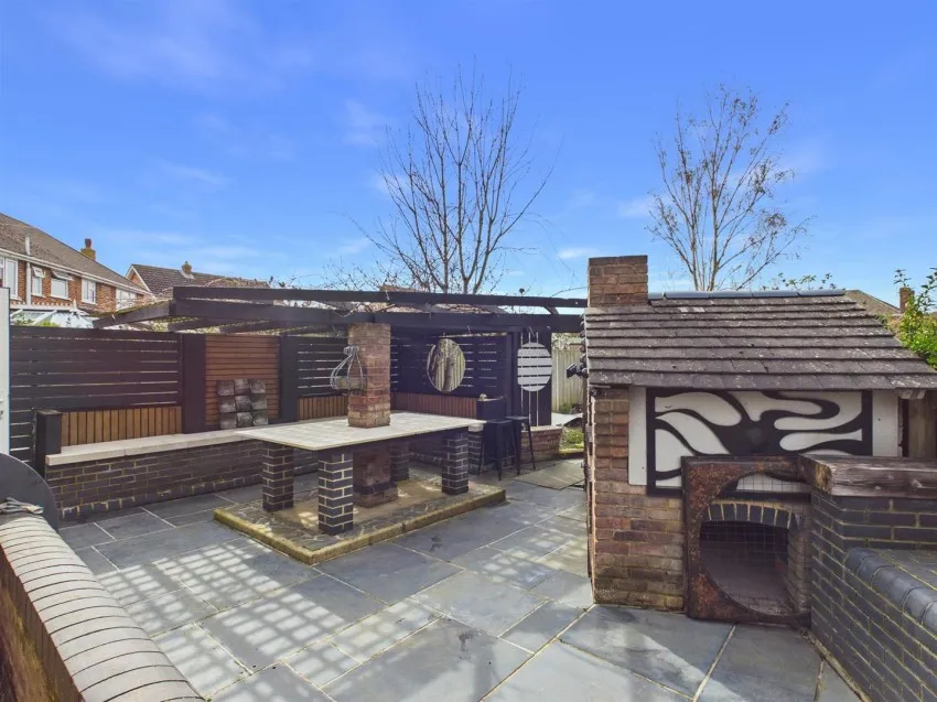 Lea Crescent, Longlevens, photo 23
