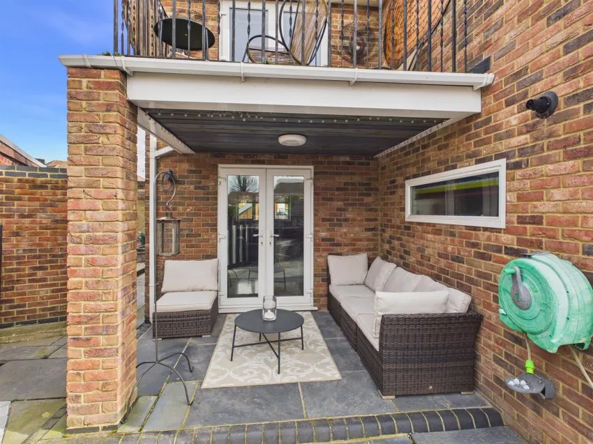 Lea Crescent, Longlevens, photo 22