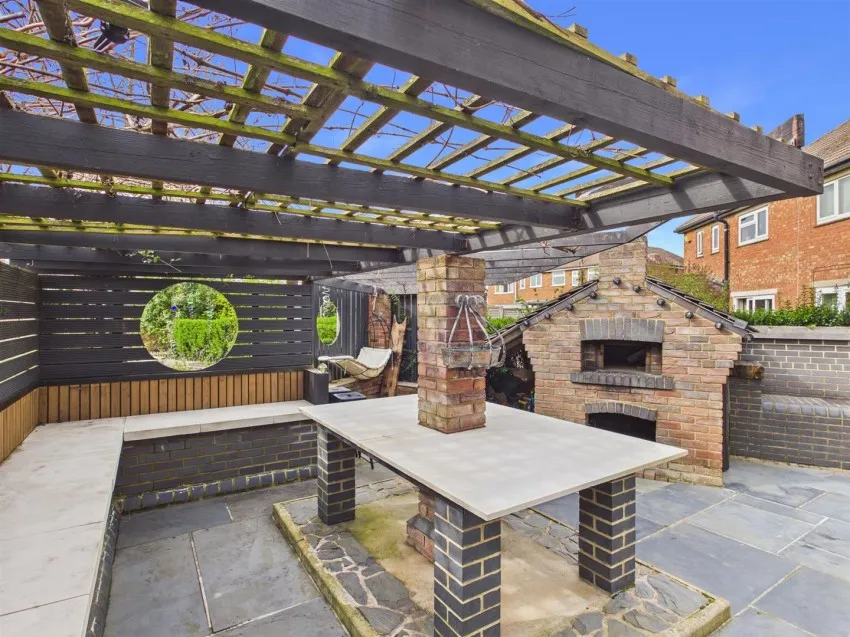 Lea Crescent, Longlevens, photo 29