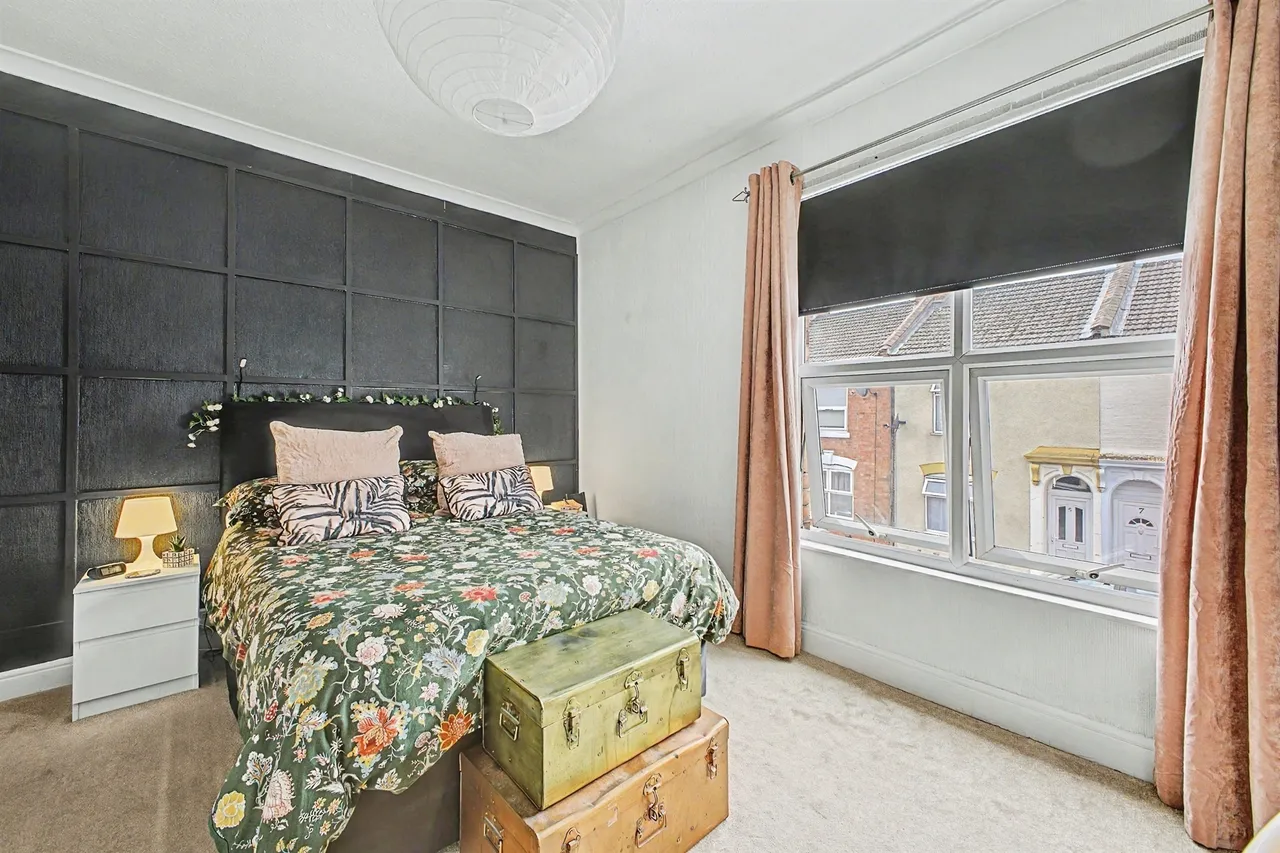 Shakespeare Road, Northampton, photo 8