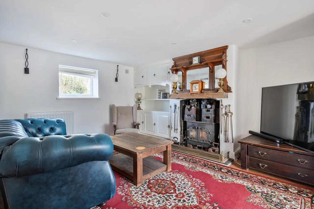 Broad Street, Beechingstoke, SN9, photo 4