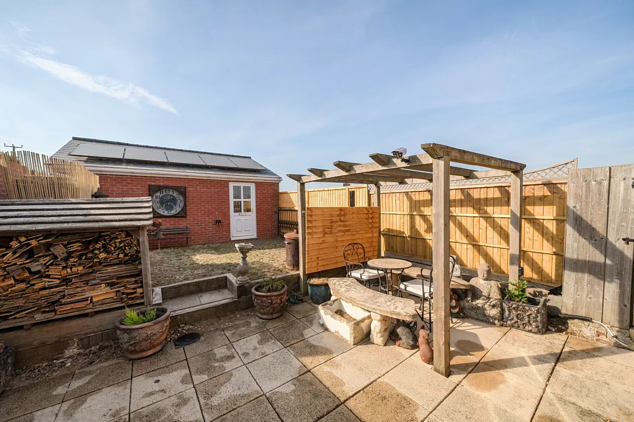 Broad Street, Beechingstoke, SN9, photo 9