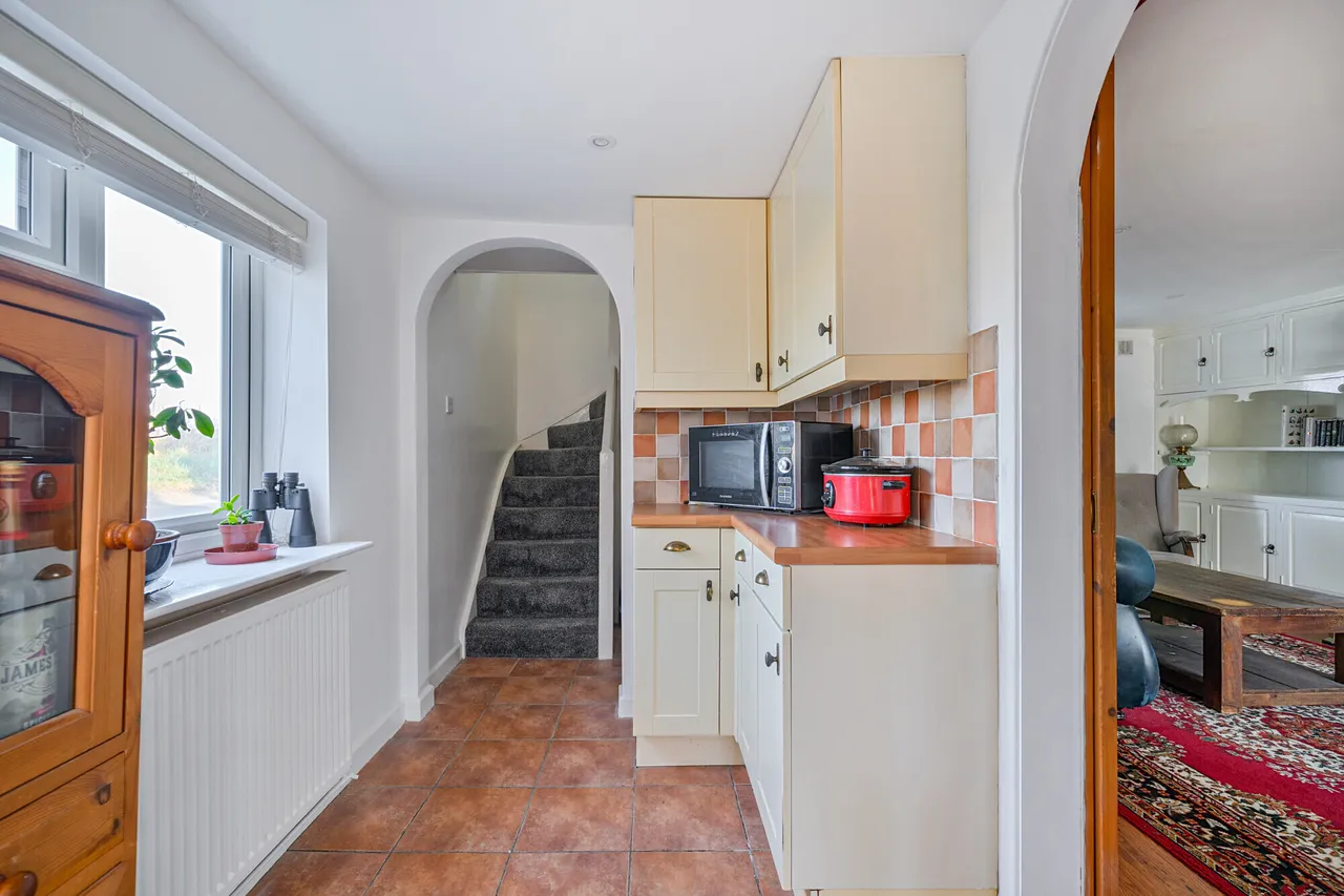 Broad Street, Beechingstoke, SN9, photo 7