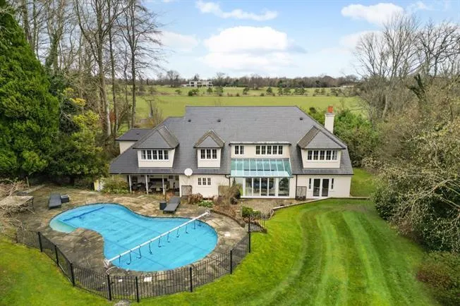 Beech Avenue, Effingham, KT24, photo 15