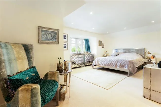 Beech Avenue, Effingham, KT24, photo 9