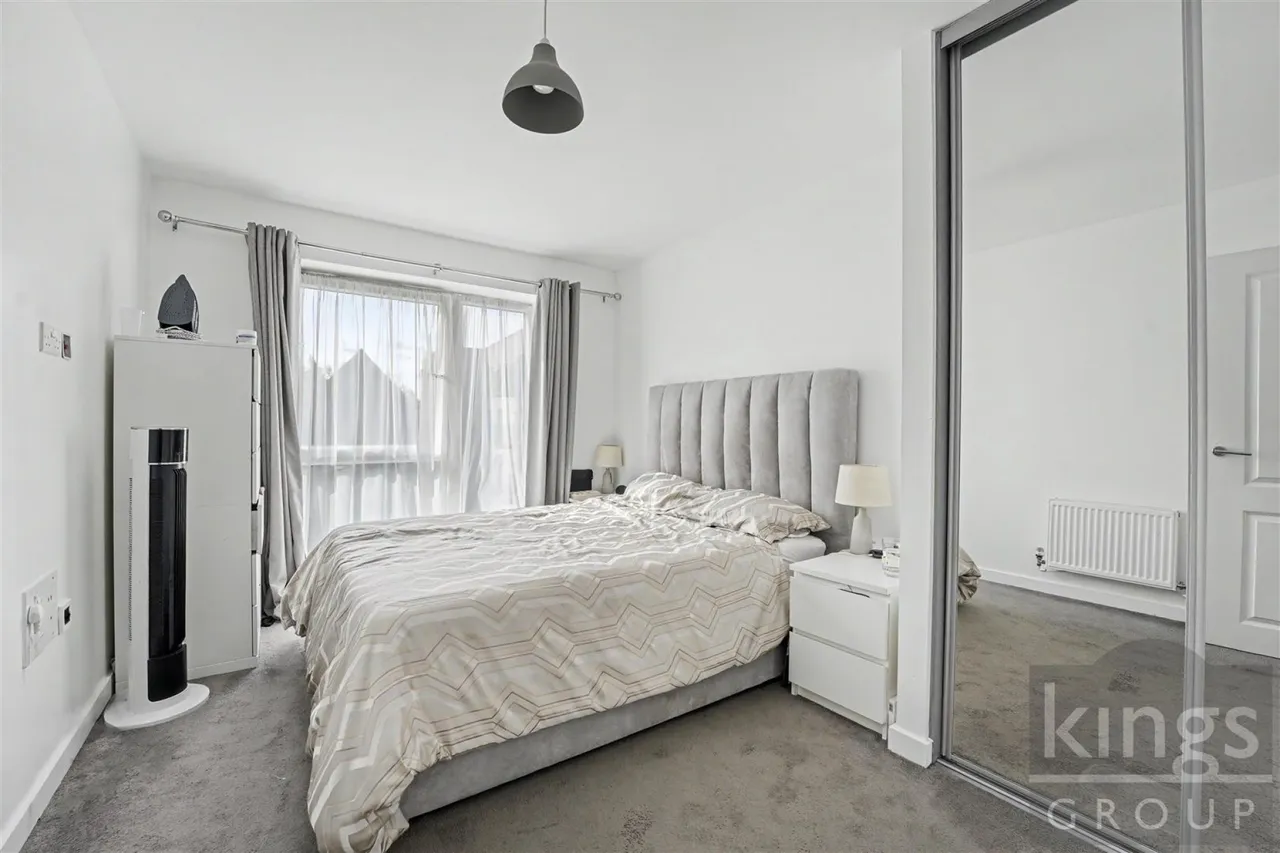 Marina Court, Waltham Abbey, photo 6
