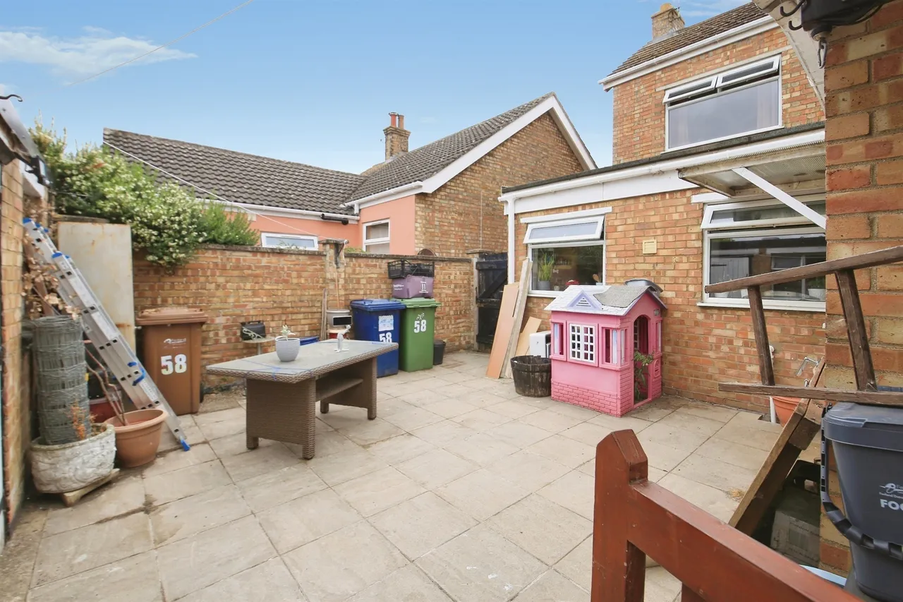 Cemetery Road, Peterborough, PE7, photo 18