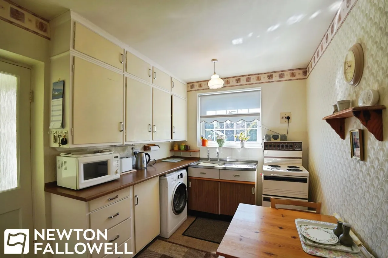 St. Helens Road, Retford, DN22, photo 3