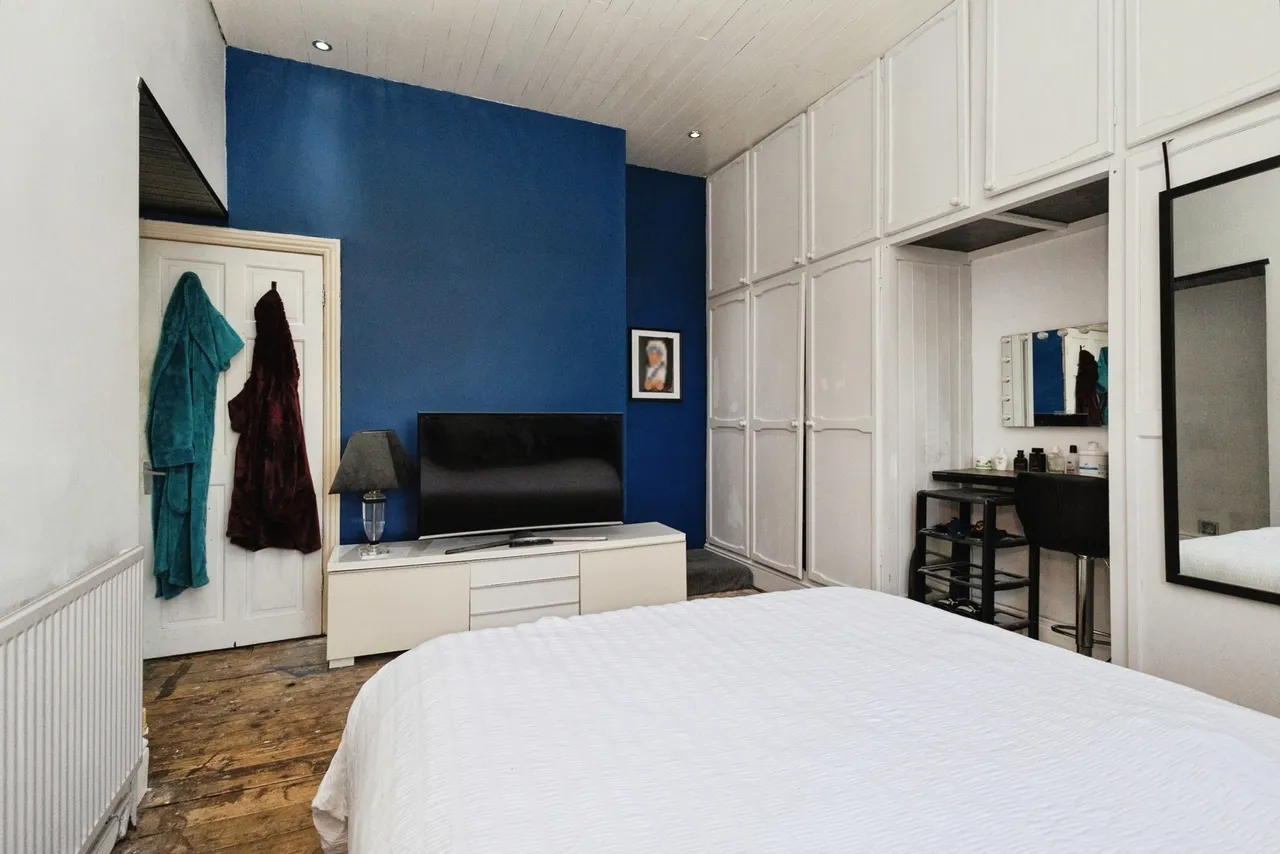 Queens Road, Ashton-under-Lyne, Greater Manchester, OL6, photo 12