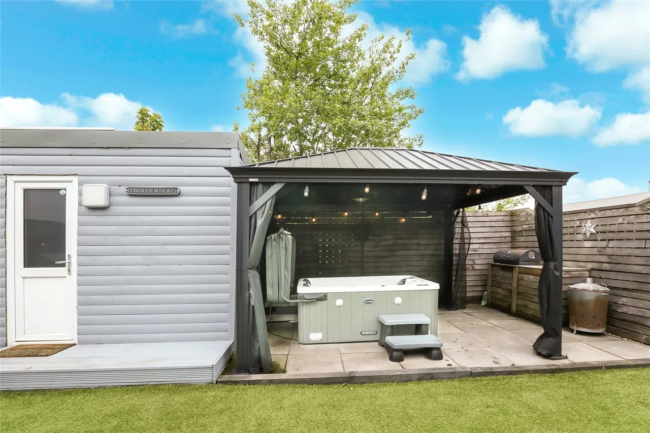Burns Way, Dunlop, Kilmarnock, East Ayrshire, KA3, photo 18