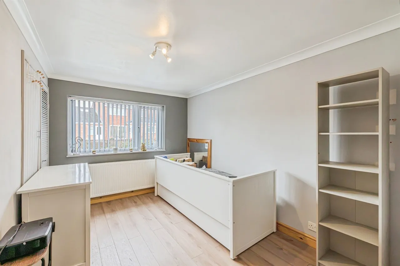 Torc Avenue, Tamworth, B77, photo 19