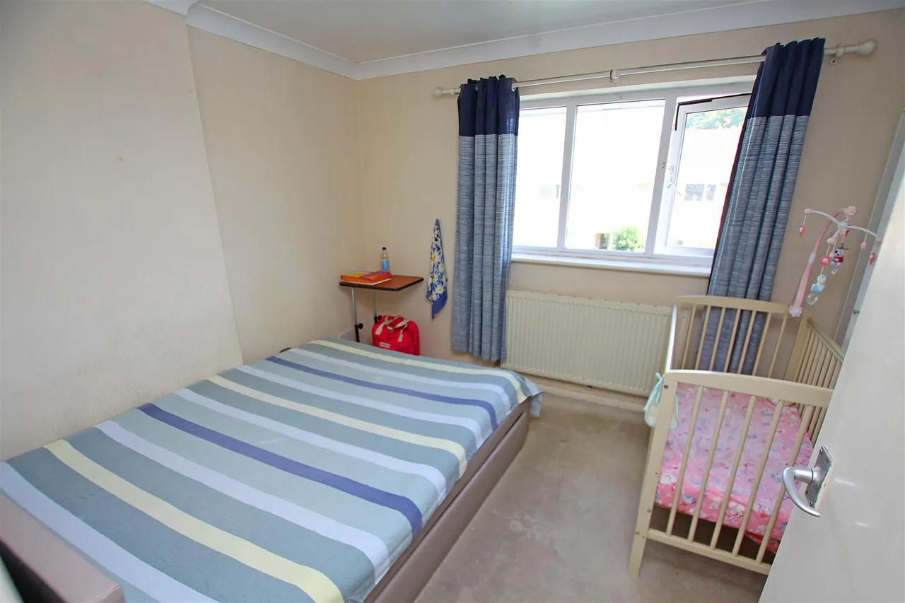Broadlands Close, Bournemouth, photo 6
