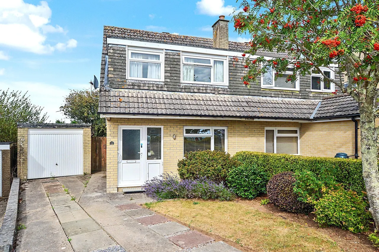 3 bed property for sale — Killigrew Avenue, Saltash, Cornwall, PL12
