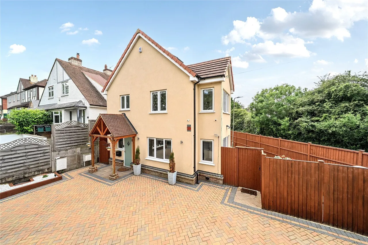 4 bed house for sale — Cockmannings Road, Orpington, BR5