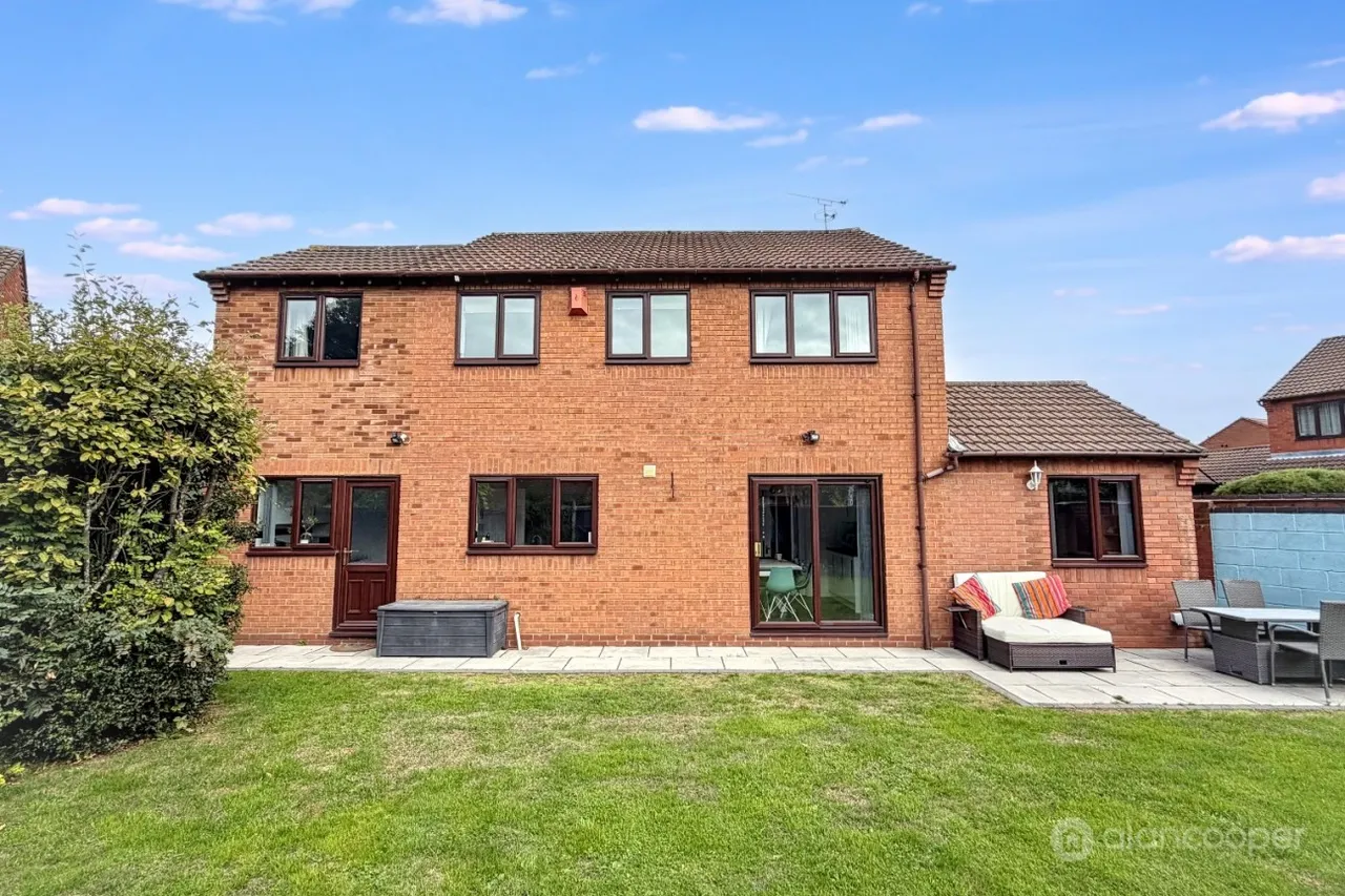 Canterbury Way, St Nicolas Park, CV11, photo 25