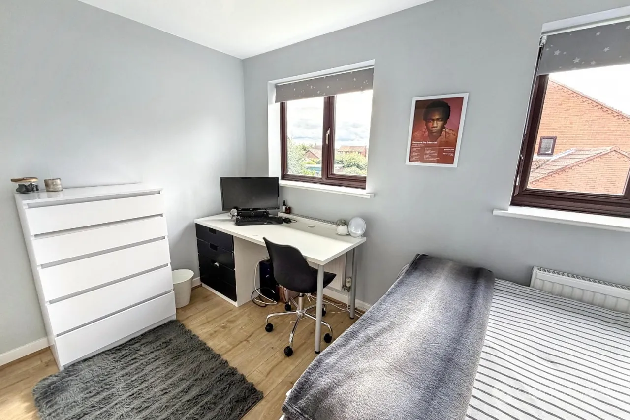 Canterbury Way, St Nicolas Park, CV11, photo 19