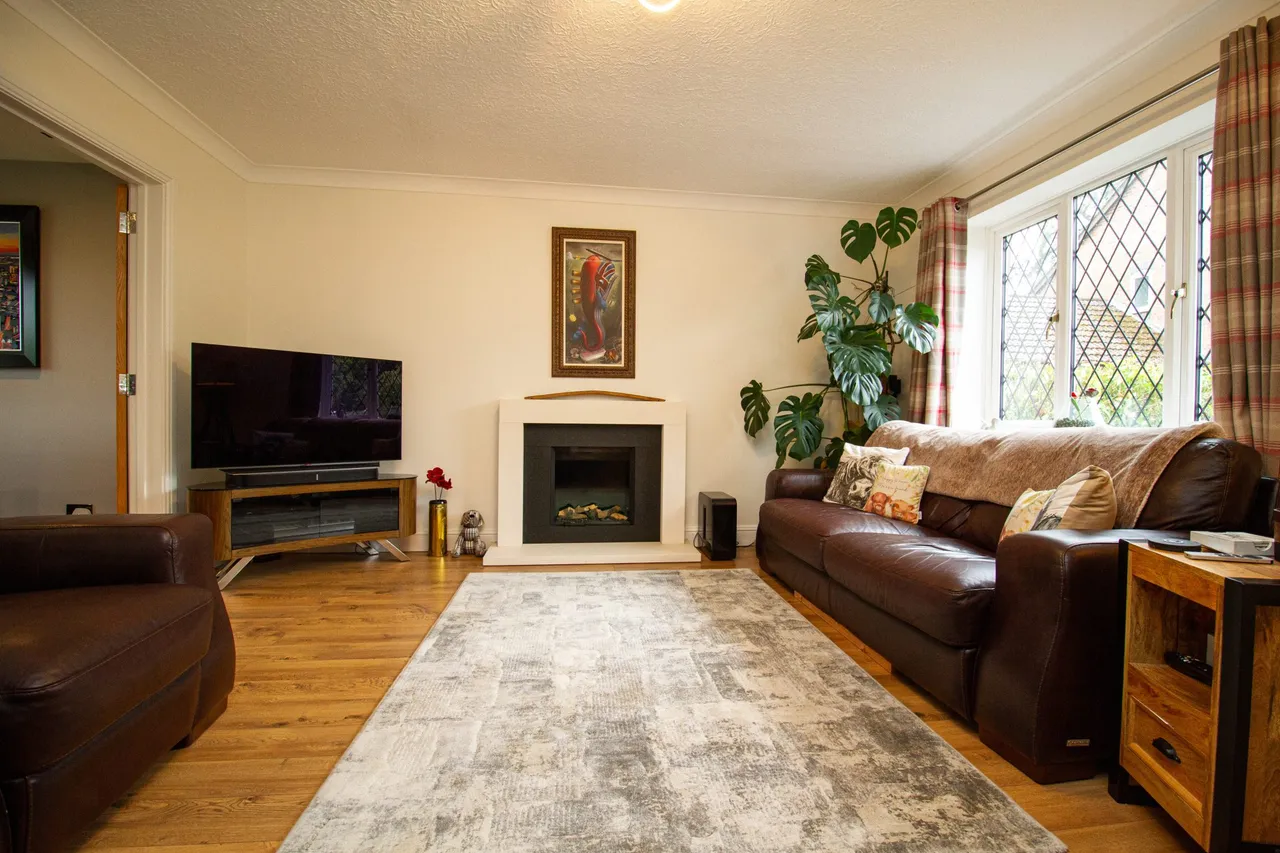 Sian Close, Church Crookham, Fleet, GU52 6BT, photo 5