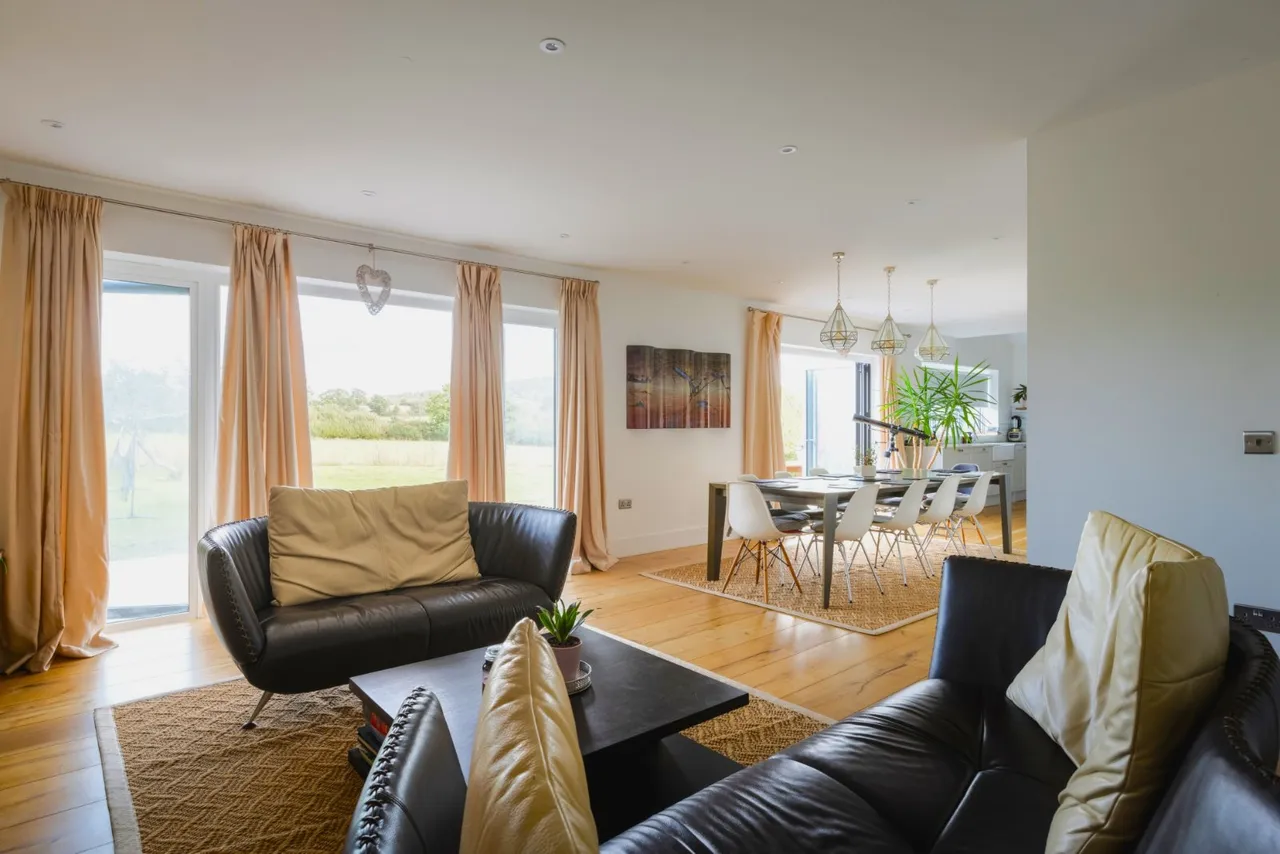 Elm Hill, Motcombe, SP7, photo 5