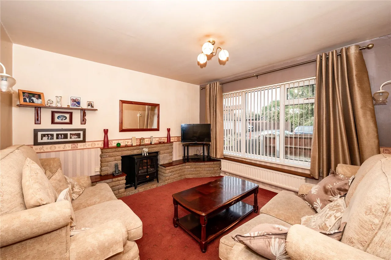 Ringwood Drive, Rubery, Rednal, Birmingham, B45 0BJ, photo 2