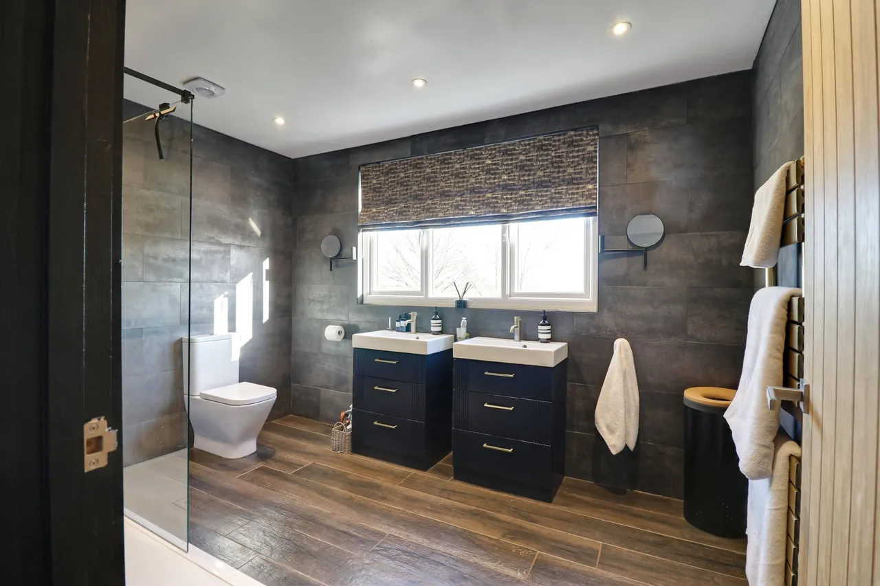 Ardley End, Hatfield Heath, CM22, photo 17