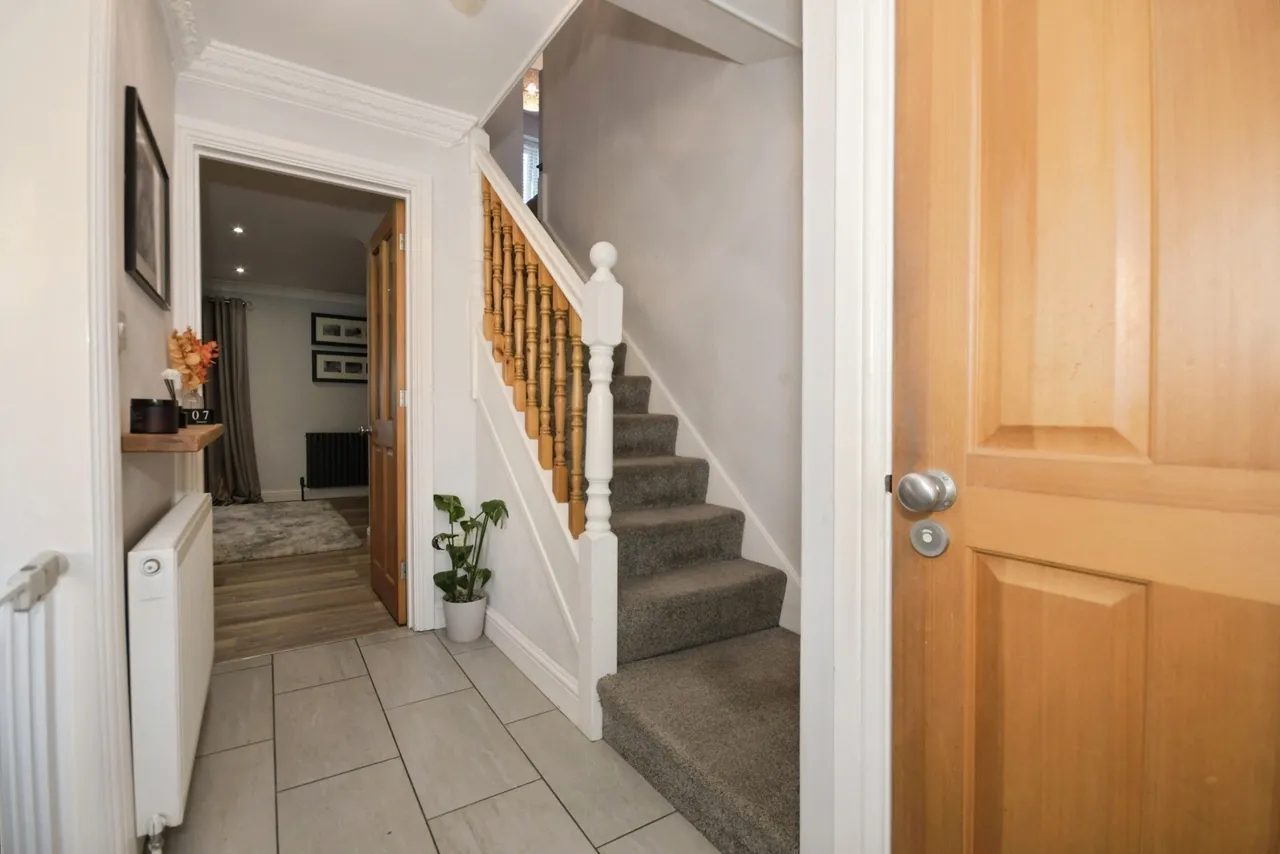 Laburnum Close, Chapeltown, Sheffield, South Yorkshire, S35, photo 11