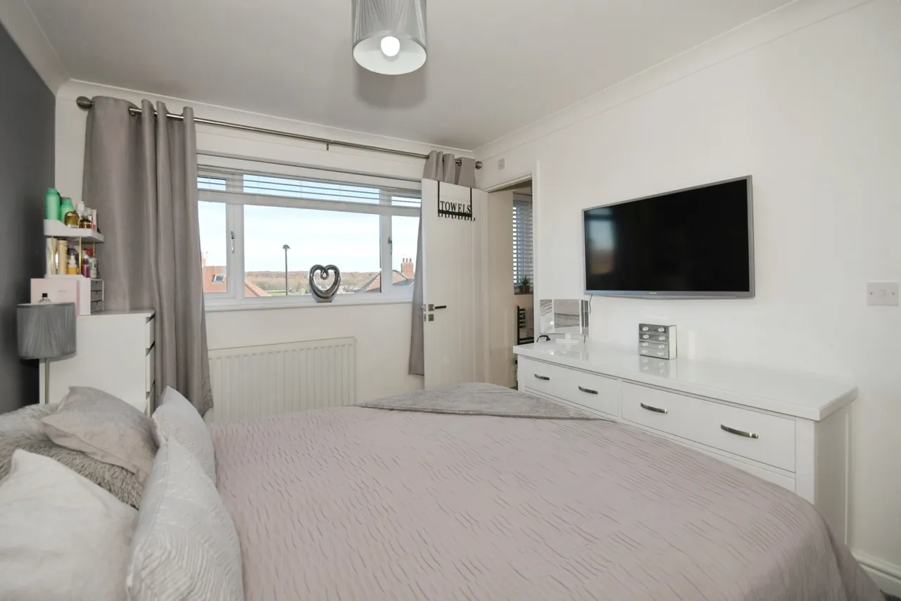 Laburnum Close, Chapeltown, Sheffield, South Yorkshire, S35, photo 13