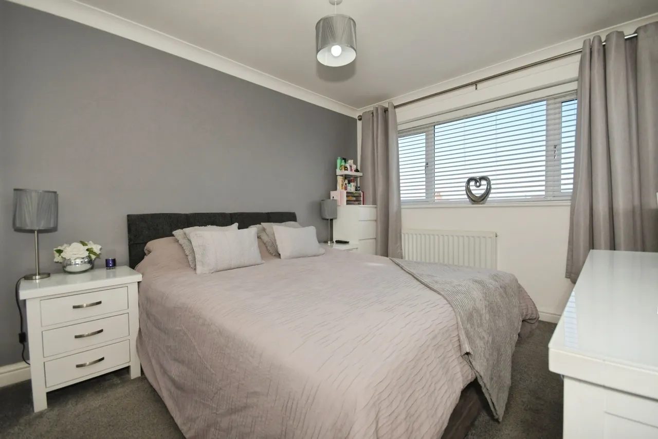 Laburnum Close, Chapeltown, Sheffield, South Yorkshire, S35, photo 12