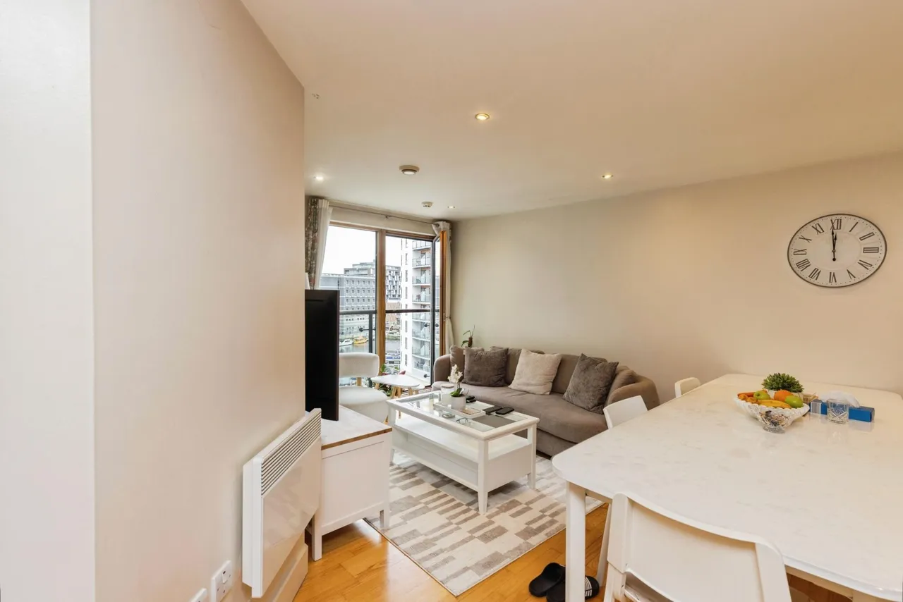 Armouries Way, Leeds, LS10, photo 2